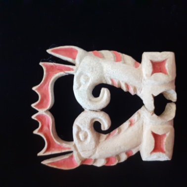 Бляшка подвесная из рога марала