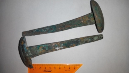 Гвоздь бронзовый